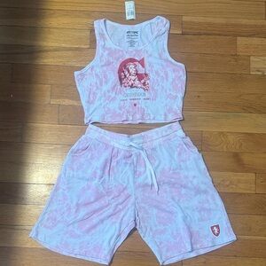 Hot Topic Harry Potter Gryffindor PJ Pyjama set size L